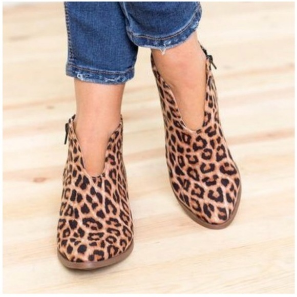 **SOLD**Leopard Booties - Picture 3 of 6